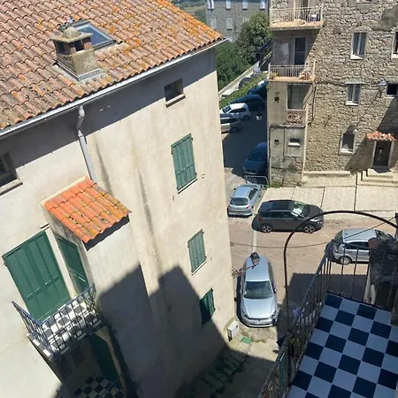 Appartement Dans Un Immeuble Du 15eme Siecle