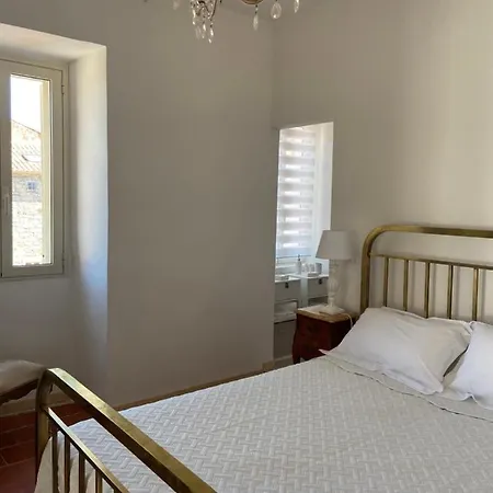 Dans Un Immeuble Du 15eme Siecle Appartement